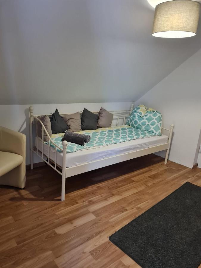Santa Lucia Apartments Bodensdorf Δωμάτιο φωτογραφία