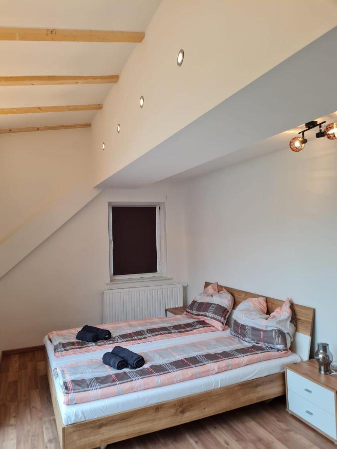 Santa Lucia Apartments Bodensdorf Δωμάτιο φωτογραφία