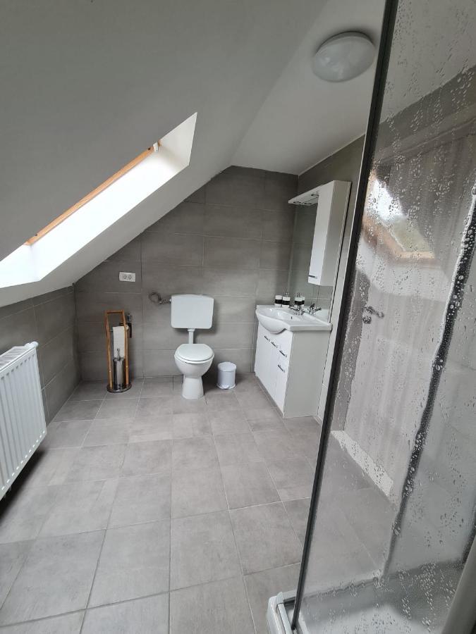 Santa Lucia Apartments Bodensdorf Δωμάτιο φωτογραφία